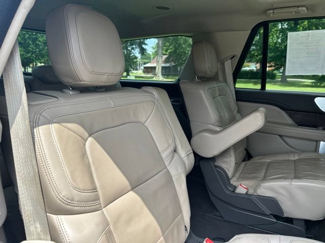 Used 2022 Lincoln Navigator Reserve AWD/4WD image 24