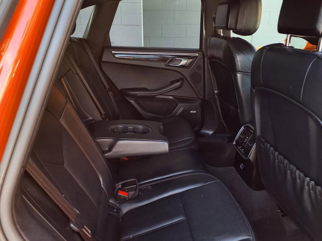 Used 2022 Porsche Macan image 22