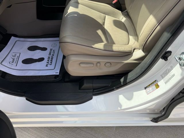 Used 2024 Honda Odyssey Elite image 18