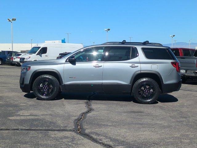 Used 2023 GMC Acadia AT4 w/ Technology Package AWD/4WD image 5