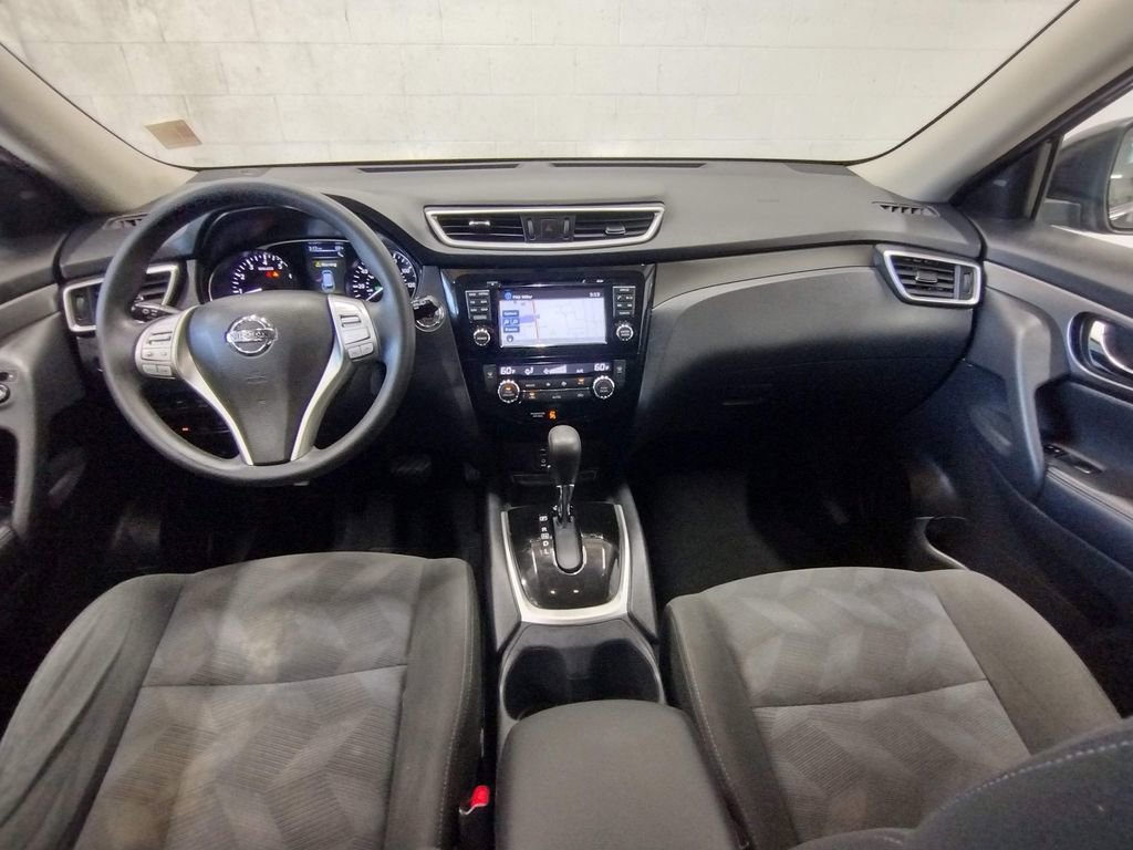 Used 2016 Nissan Rogue SV w/ SV Premium Package AWD/4WD image 37