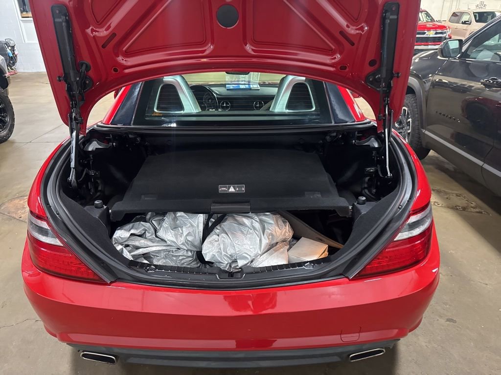 Used 2015 Mercedes-Benz SLK 250 image 5