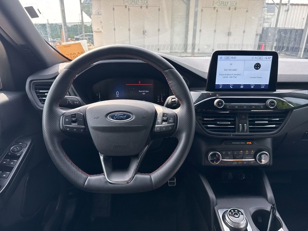 Used 2024 Ford Escape ST-Line AWD/4WD image 18