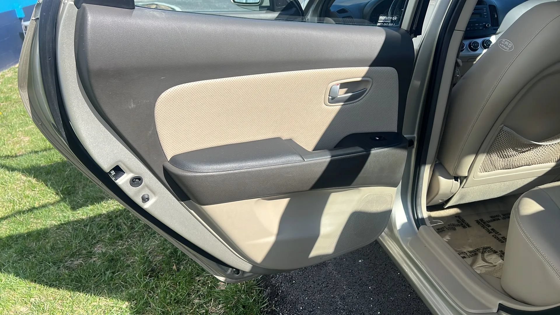 Used 2007 Hyundai Elantra SE FWD image 12