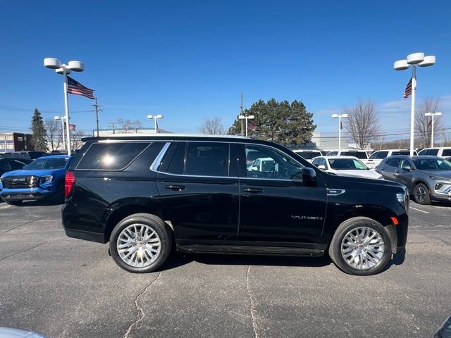 Used 2023 GMC Yukon SLE image 4