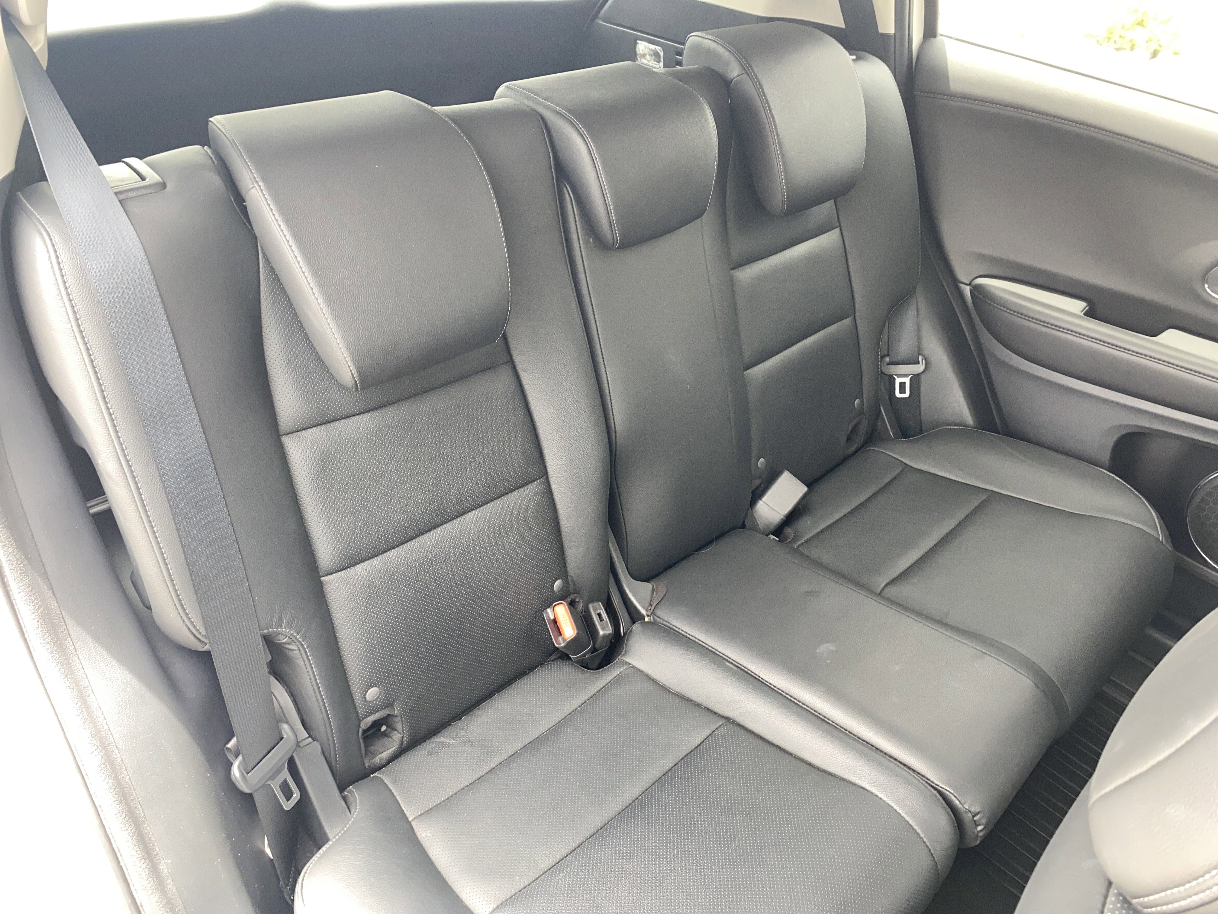 Used 2020 Honda HR-V Touring image 18