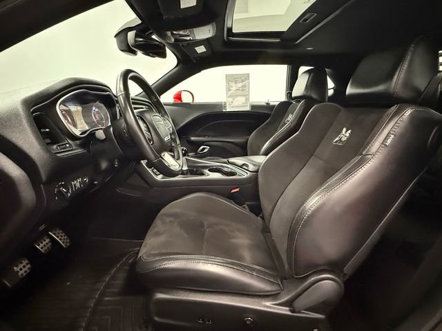 Used 2016 Dodge Challenger R/T Scat Pack w/ Leather Interior Group image 15