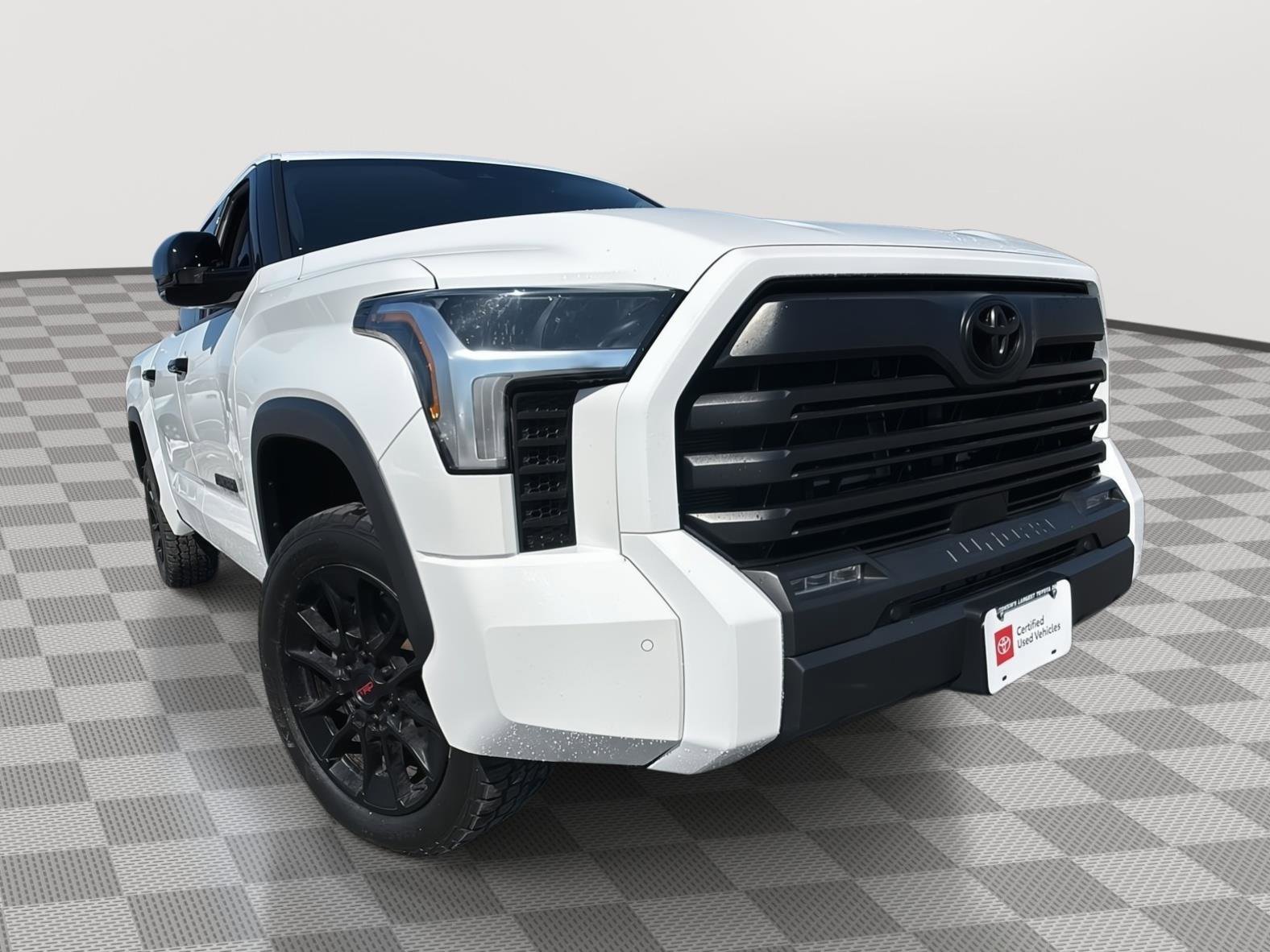 Used 2023 Toyota Tundra SR5 w/ SR5 Convenience Package AWD/4WD image 7