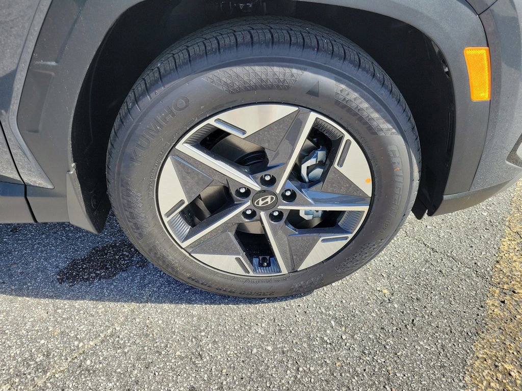 Used 2026 Hyundai Tucson SEL FWD image 6