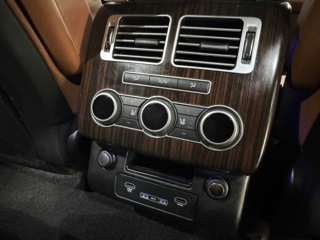 Used 2017 Land Rover Range Rover Autobiography image 66