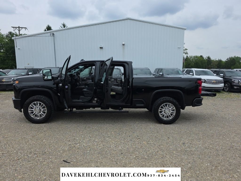 Used 2020 Chevrolet Silverado 2500 High Country w/ Z71 Off-Road Package AWD/4WD image 43