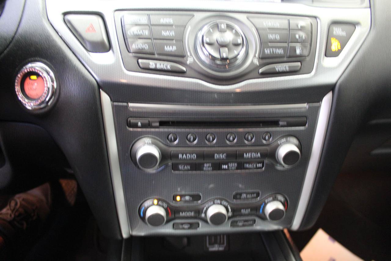 Used 2020 Nissan Pathfinder SL AWD/4WD image 15