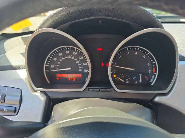 Used 2003 BMW Z4 2.5i image 12