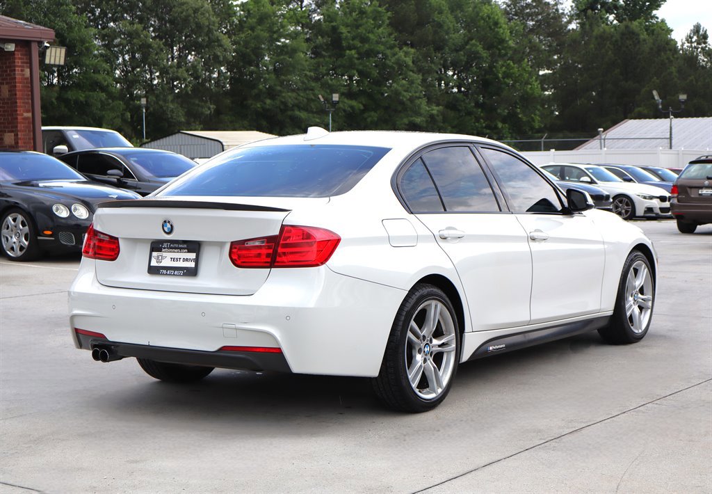 Used 2015 BMW 328i xDrive Sedan AWD/4WD image 7