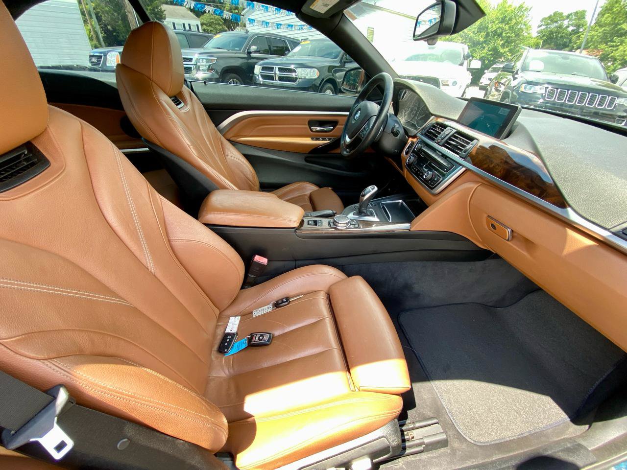Used 2016 BMW 428i xDrive Convertible AWD/4WD image 9