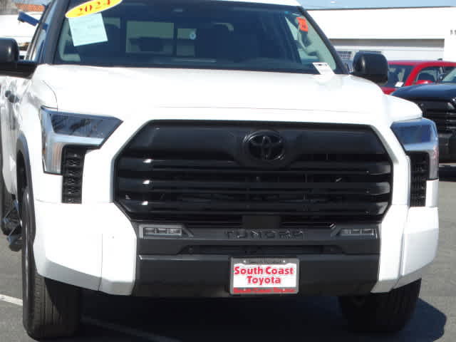 Used 2024 Toyota Tundra SR5 w/ SR5 Convenience Package AWD/4WD image 4