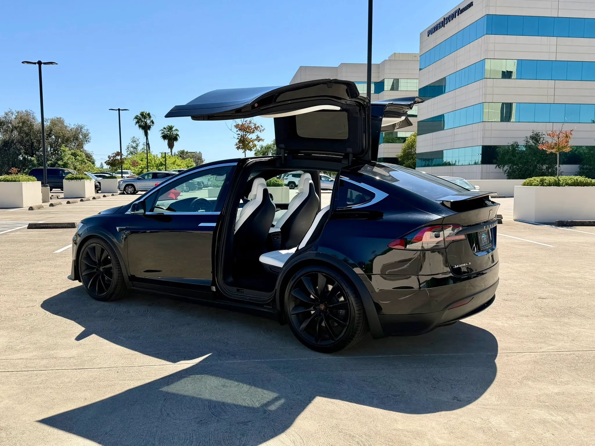 Used 2019 Tesla Model X 100D AWD/4WD image 17