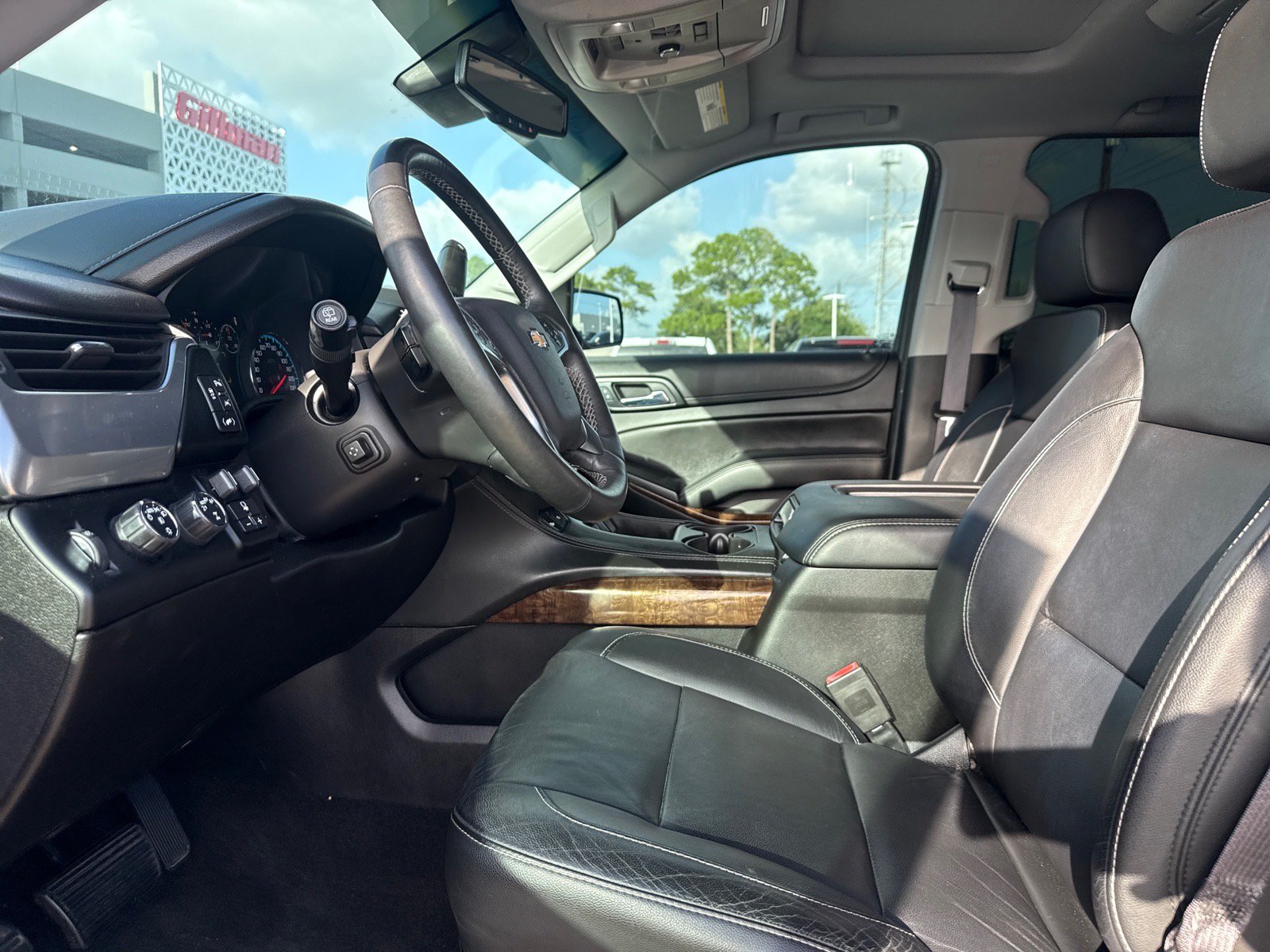 Used 2017 Chevrolet Tahoe LT AWD/4WD image 11