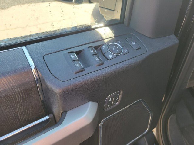 Used 2021 Ford F250 Lariat image 14