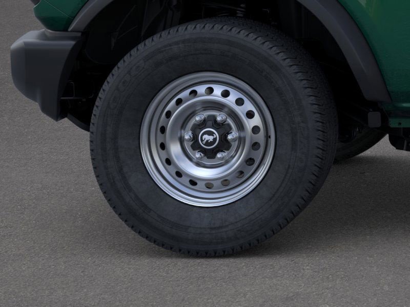 New 2025 Ford Bronco 4-Door image 21
