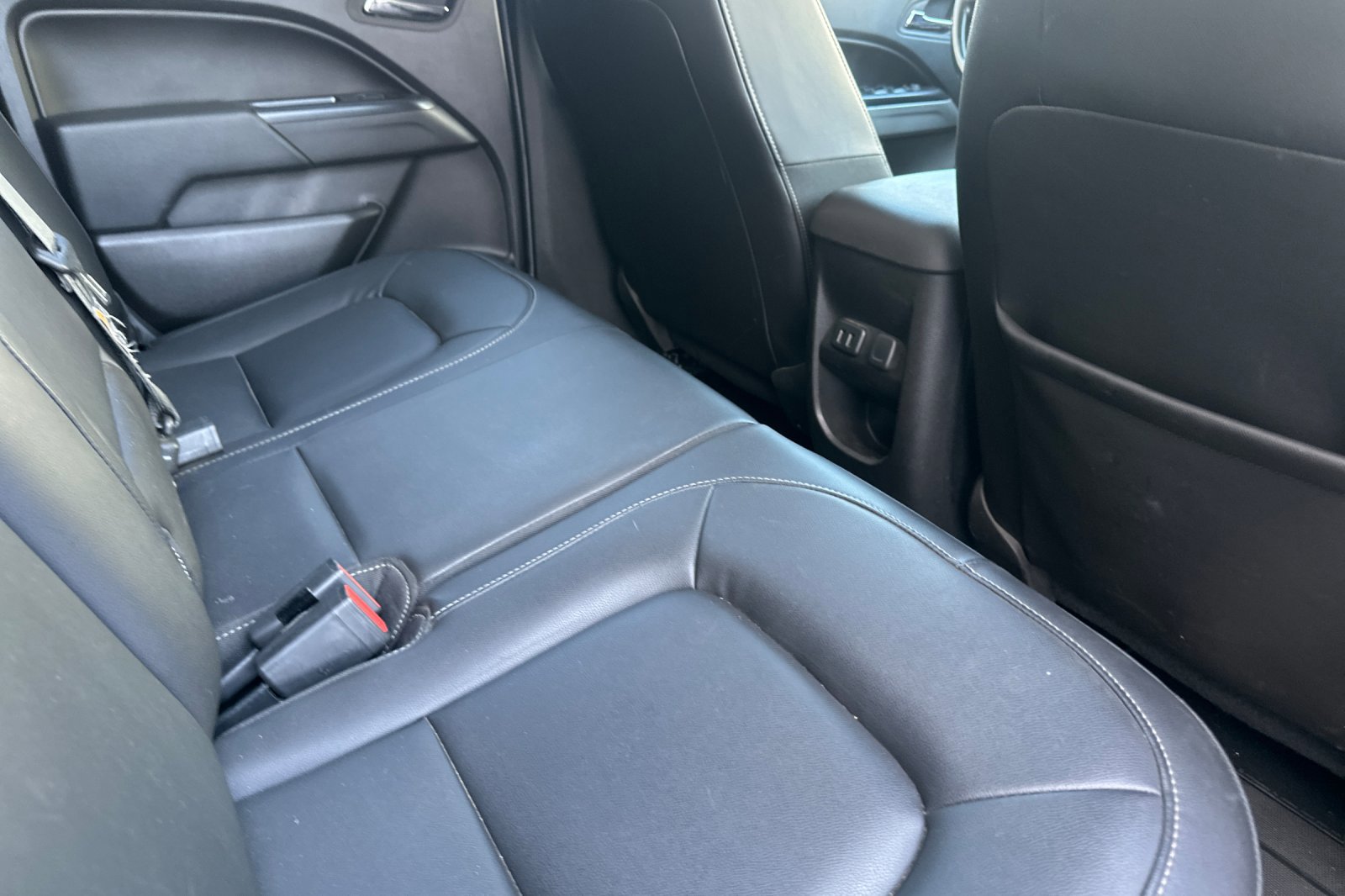 Used 2016 Chevrolet Colorado LT w/ Luxury Package, Chrome image 17