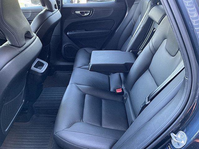 Certified 2024 Volvo XC60 B5 Plus w/ Protection Package Premier AWD/4WD image 14