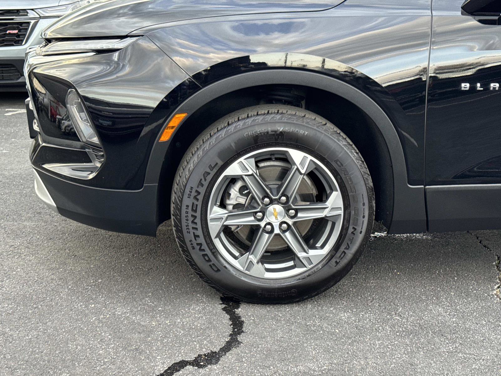 Used 2025 Chevrolet Blazer LT image 29