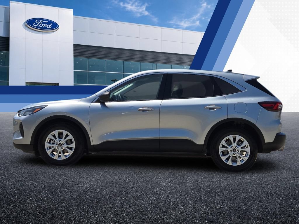Used 2023 Ford Escape Active FWD image 2