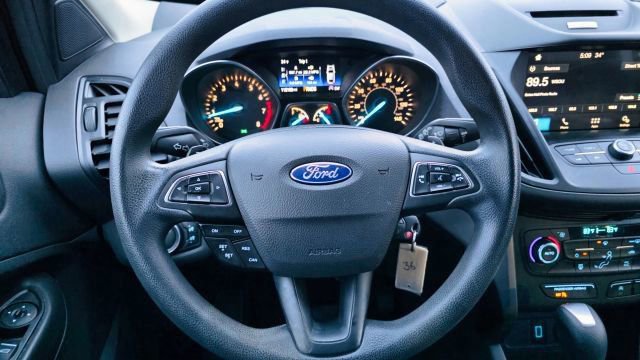 Used 2017 Ford Escape SE w/ Equipment Group 201A image 18