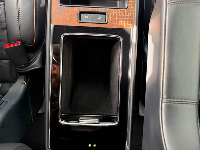 Used 2025 Lincoln Aviator Black Label w/ Jet Appearance Package image 16