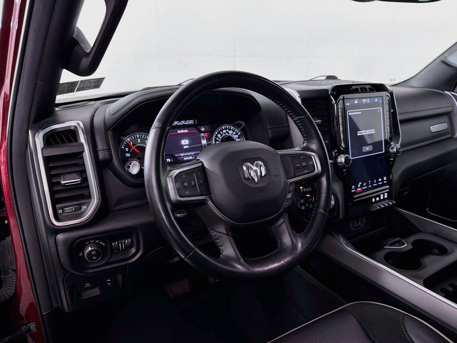 Used 2023 RAM 1500 Laramie AWD/4WD image 16