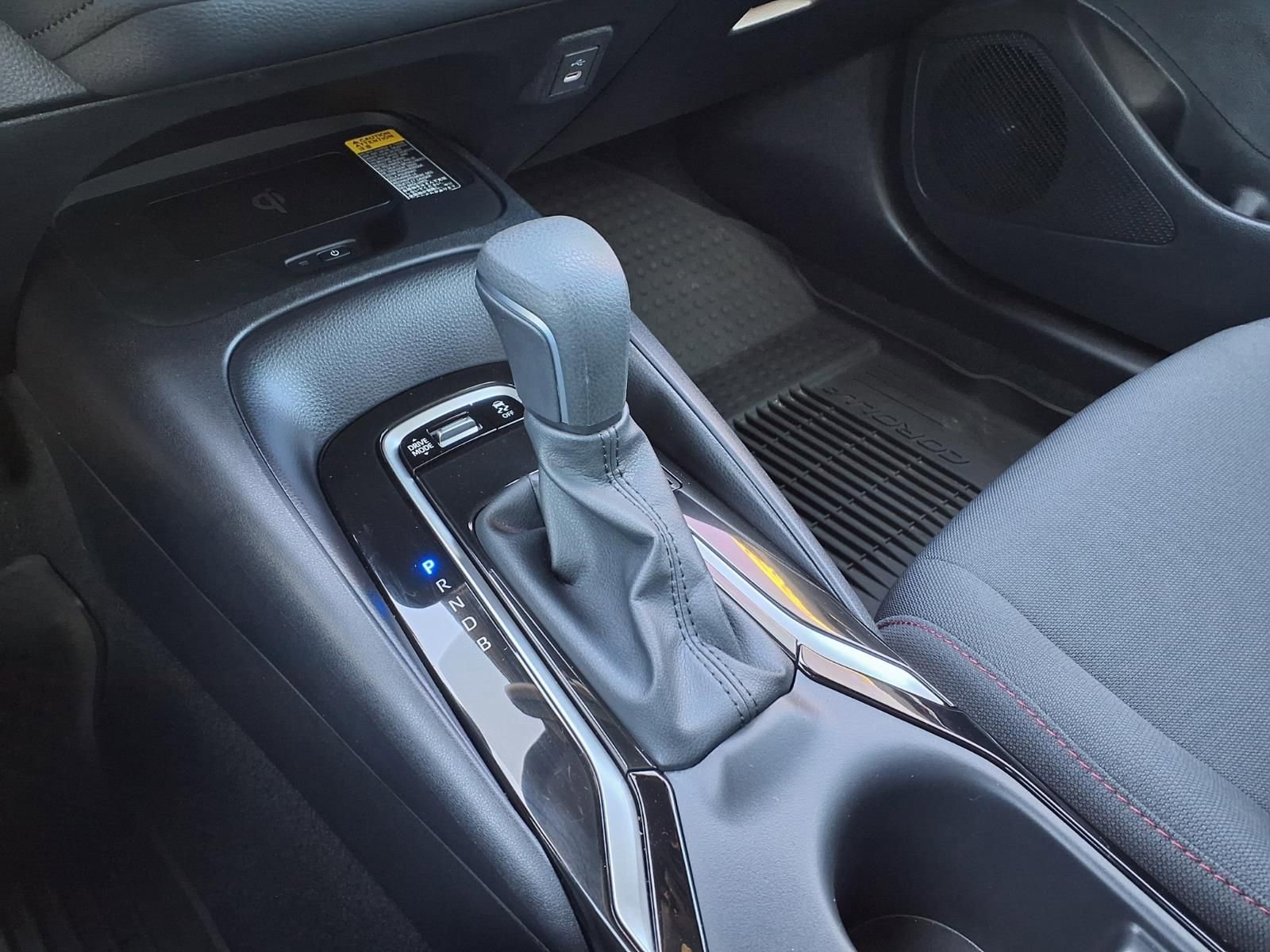 Certified 2025 Toyota Corolla SE w/ SE Premium Package image 25