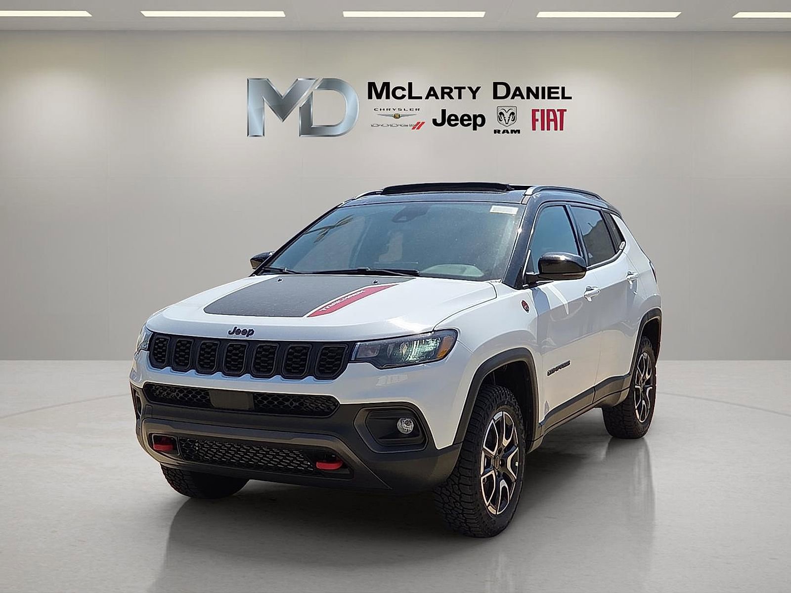 New 2026 Jeep Compass Trailhawk AWD/4WD image 2