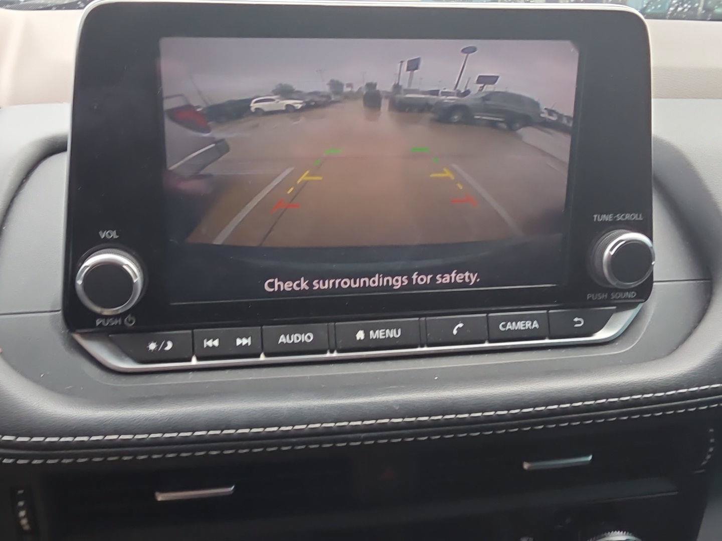 Used 2023 Nissan Rogue S FWD image 13