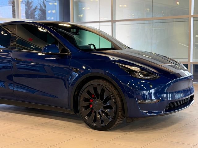 Used 2022 Tesla Model Y Performance image 5