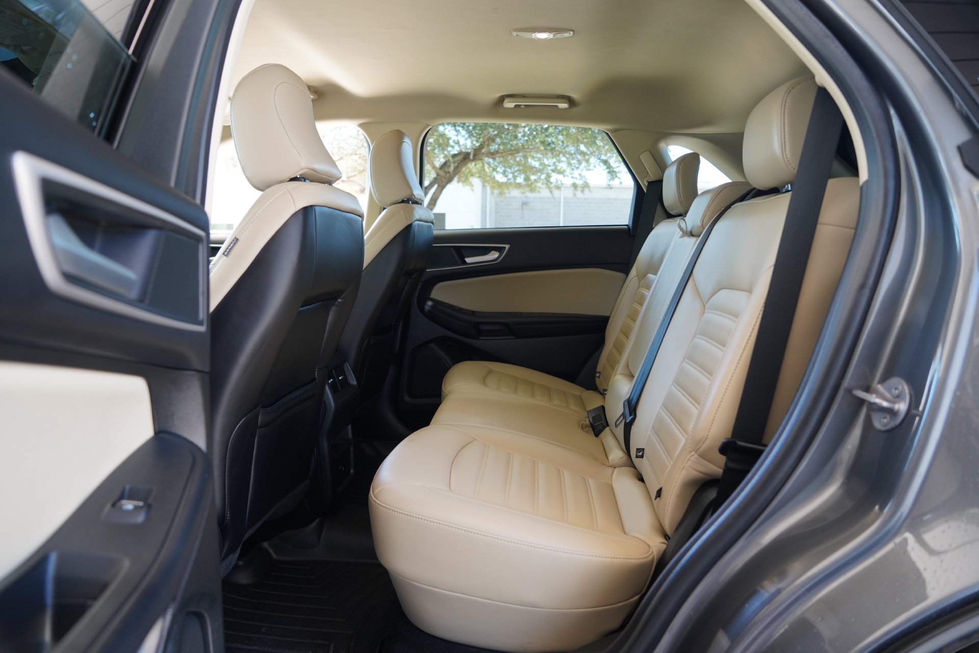 Used 2024 Ford Edge SEL AWD/4WD image 29