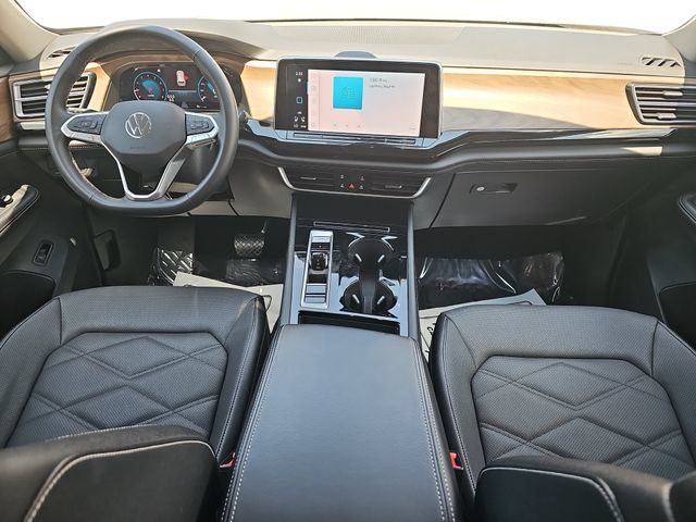 Used 2024 Volkswagen Atlas SE FWD image 9