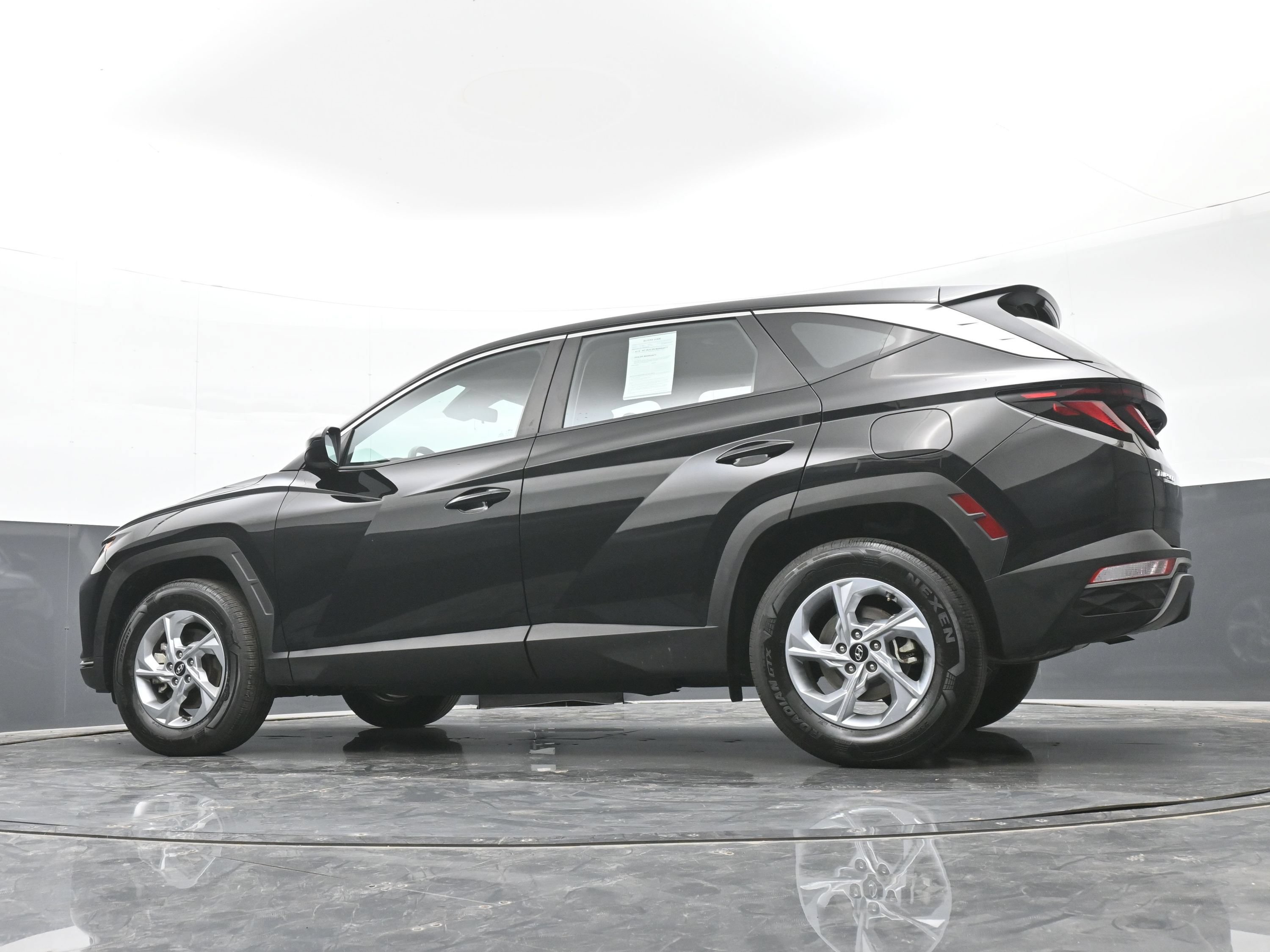 Certified 2023 Hyundai Tucson SE AWD/4WD image 30