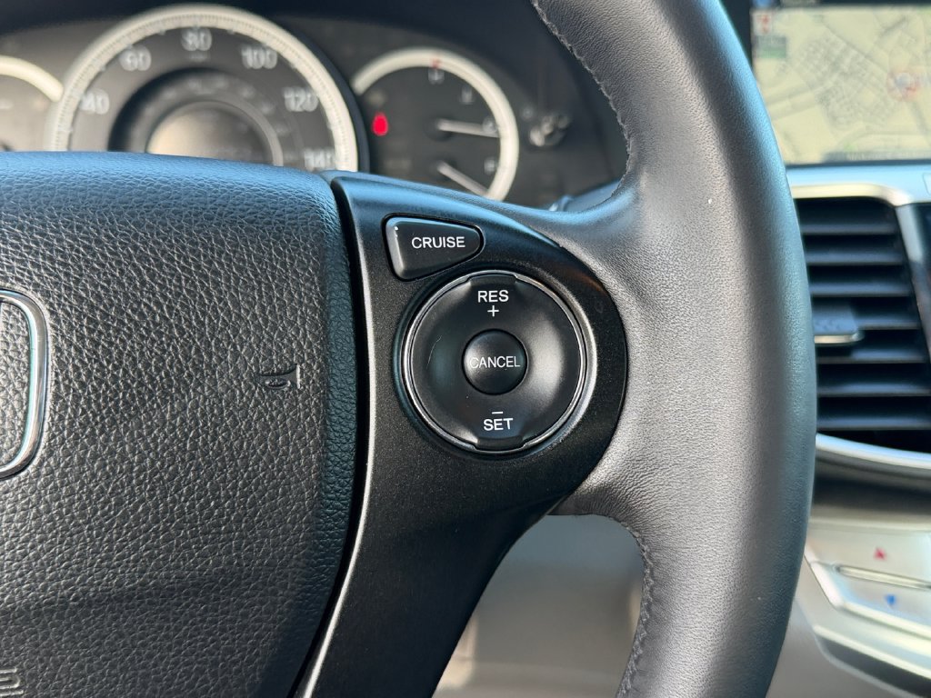Used 2013 Honda Accord EX-L image 19