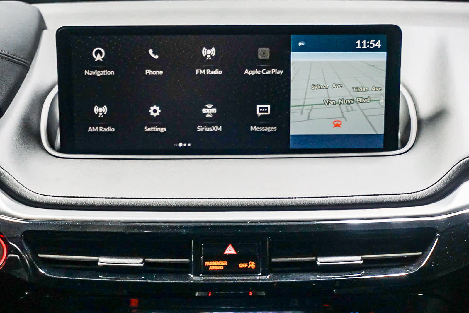 Used 2023 Acura MDX SH-AWD w/ Technology Package image 17