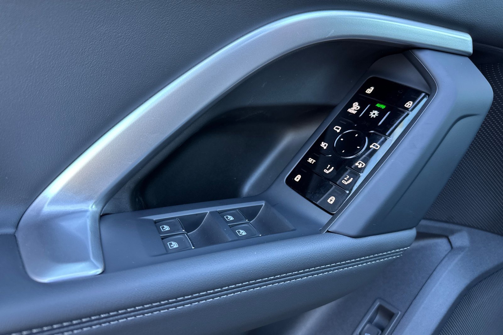 New 2025 Audi Q5 Premium Plus image 8