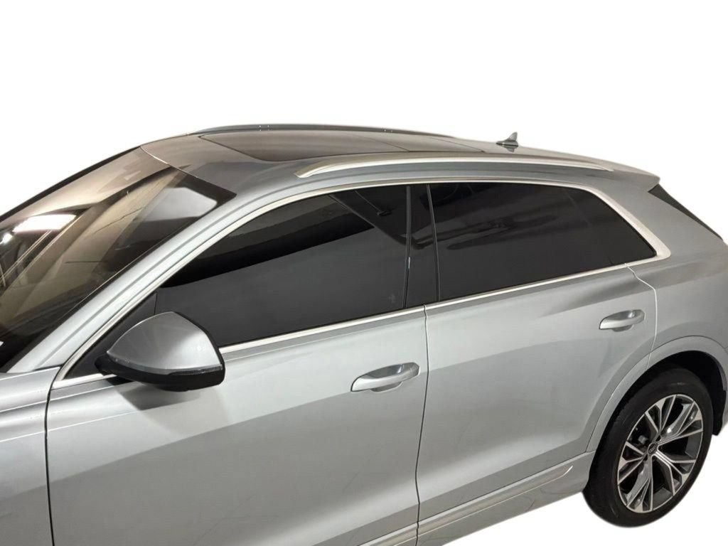 Used 2025 Audi Q8 Premium w/ Convenience Package AWD/4WD image 20