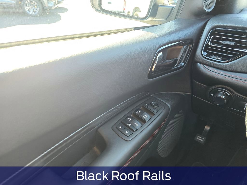 Used 2025 Dodge Durango R/T AWD/4WD image 33