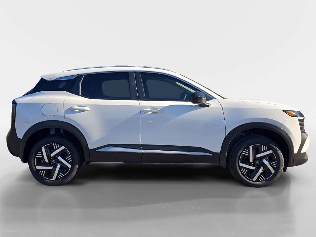 New 2026 Nissan Kicks SV w/ Illumination Package image 7