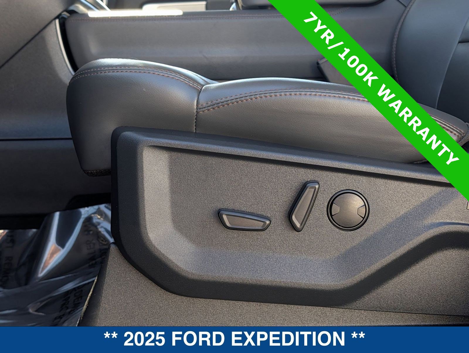 Certified 2025 Ford Expedition Active image 25