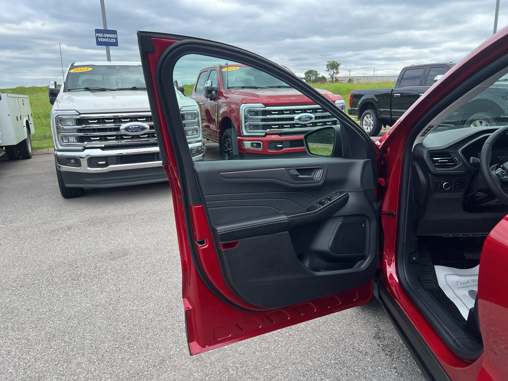 New 2025 Ford Escape Active w/ Tech Pack #1 image 27