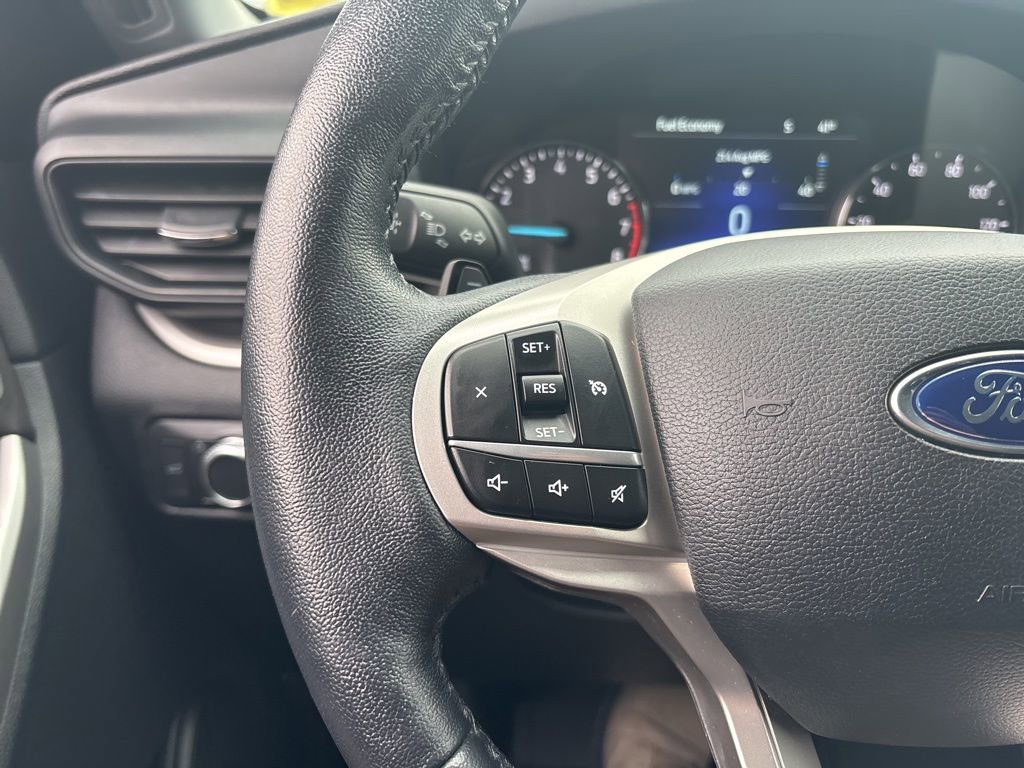 Used 2020 Ford Explorer XLT w/ Comfort Package image 19