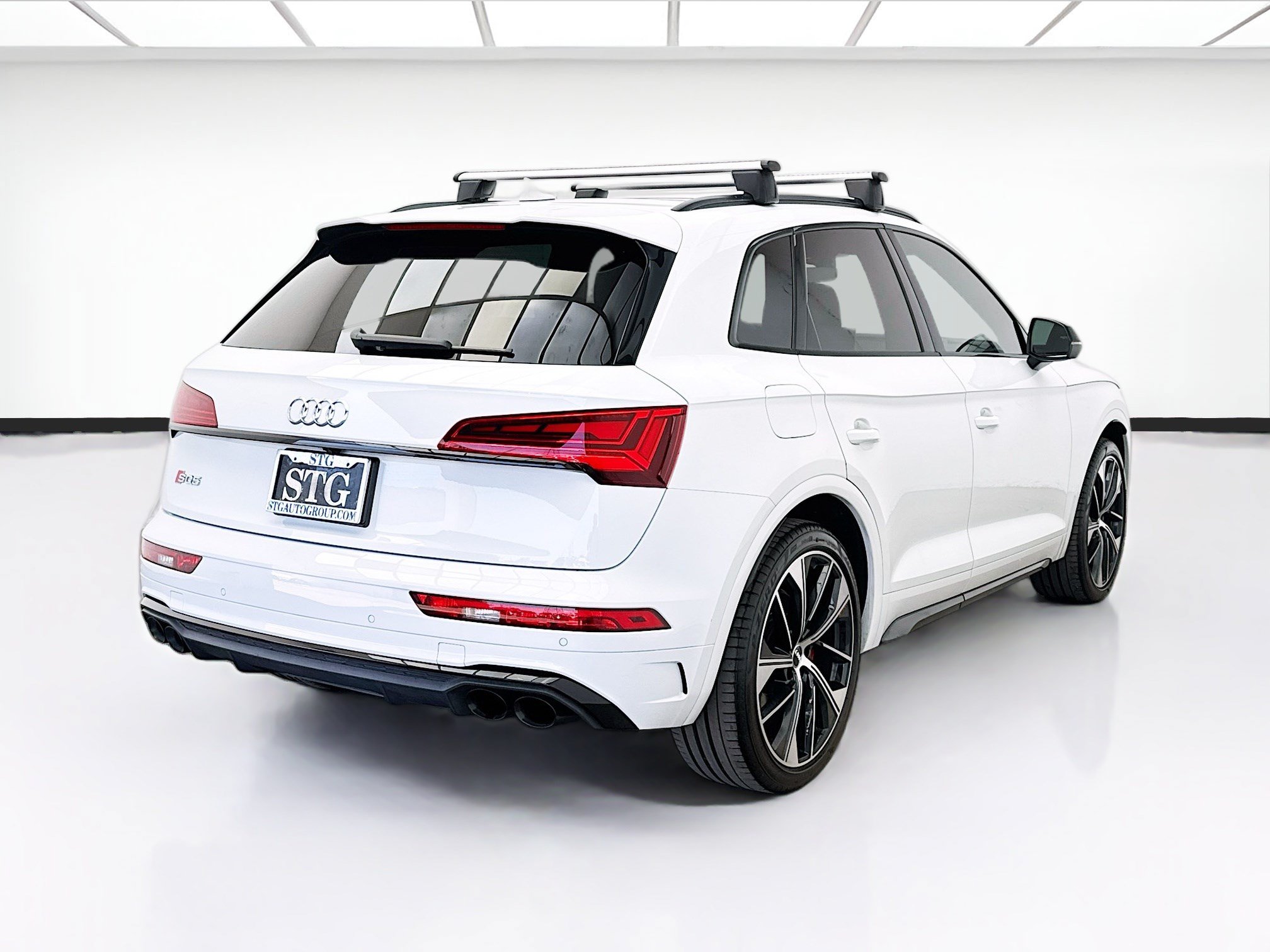 Used 2021 Audi SQ5 Premium Plus w/ Premium Plus Package AWD/4WD image 4