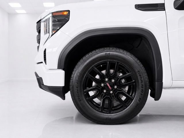 Used 2024 GMC Sierra 1500 Pro w/ Graphite Edition AWD/4WD image 7