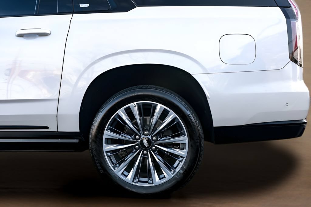 Used 2023 Cadillac Escalade ESV Sport w/ Touring Package AWD/4WD image 14